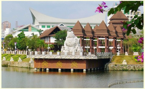 在四平市加盟麻辣江湖麻辣烫哪个地段好，四平市加盟麻辣烫多少钱比较合适