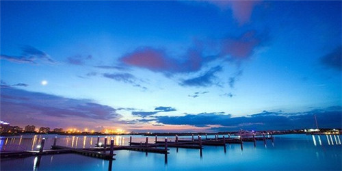 武汉市加盟奶茶店哪家好，加盟一方奶茶在武汉市开店什么位置好